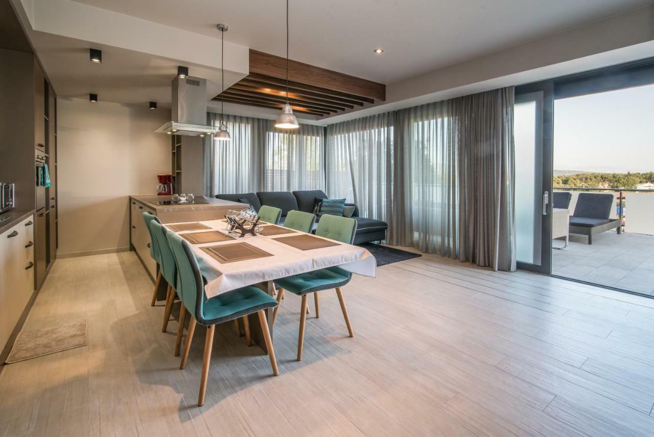 Luxury Apartment Imperia Đảo Krk Ngoại thất bức ảnh