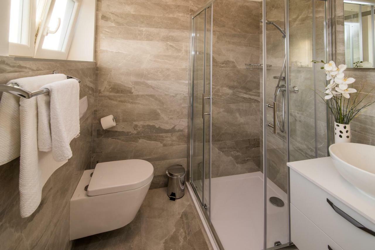 Luxury Apartment Imperia Đảo Krk Ngoại thất bức ảnh